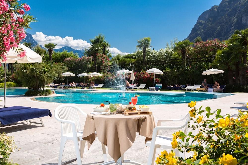 Astoria Resort Riva del Garda Eksteriør bilde