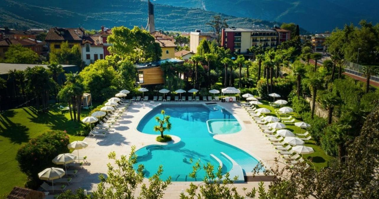 Astoria Resort Riva del Garda Eksteriør bilde